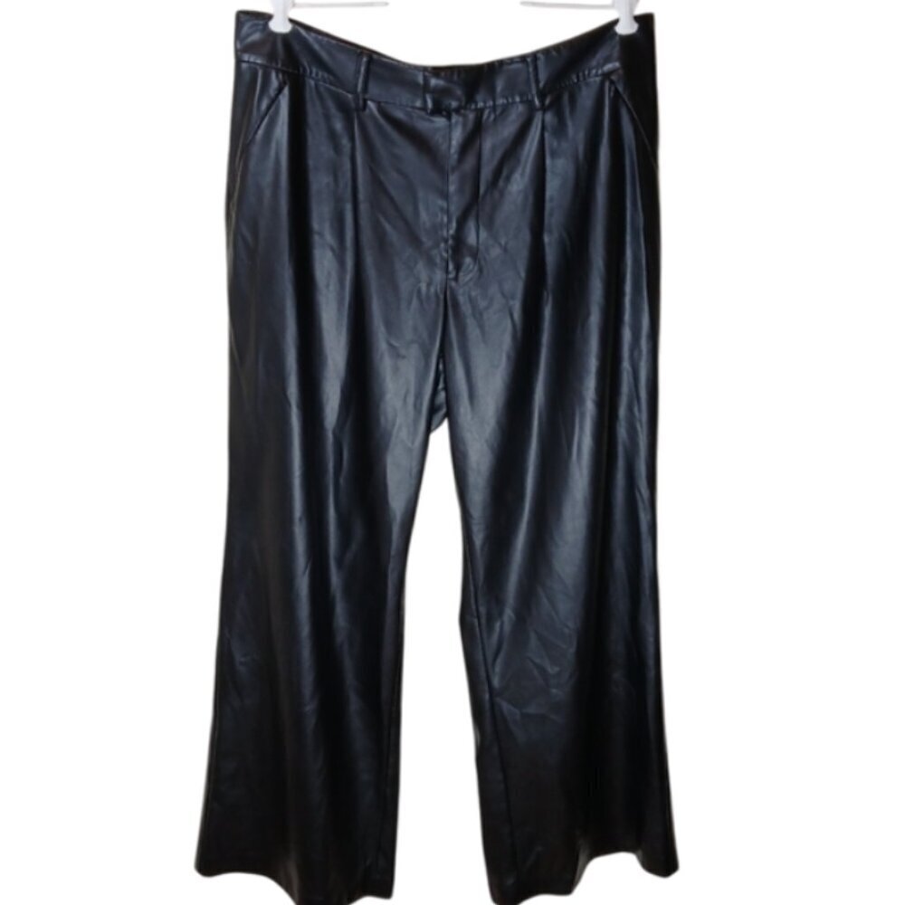 Good American Faux Leather Wide Leg Pants in black Plus size 16